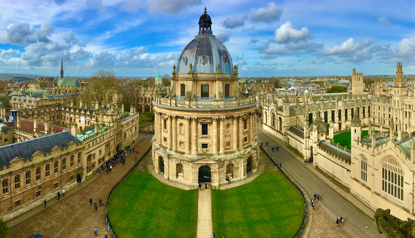 Oxford-style university building, UK High Potential Individual visa 2026