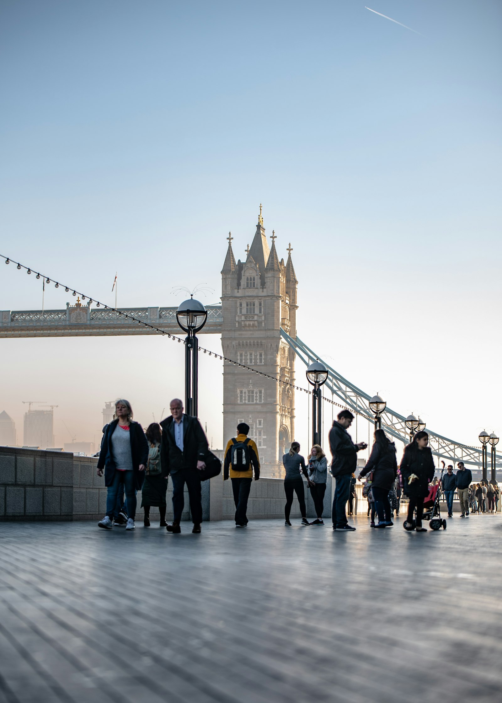 UK Skilled Worker Salary 2026 - london office workers