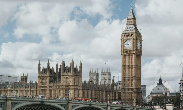 UK Sponsor Licence 2026 compliance changes affect Nigerian and African workers