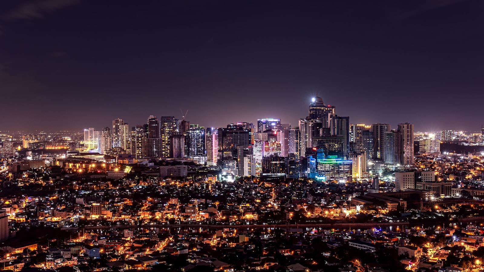 Visa-free countries for Filipinos — Manila skyline